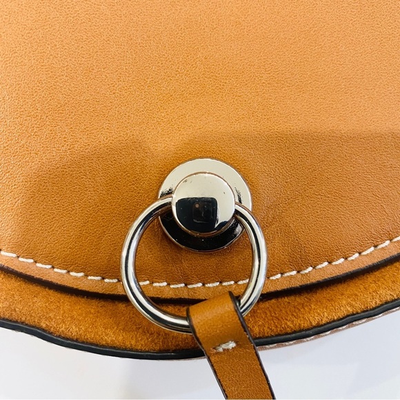 Zara 100% leather and chain waist belt bag with silver hardware - Picture 10 of 11